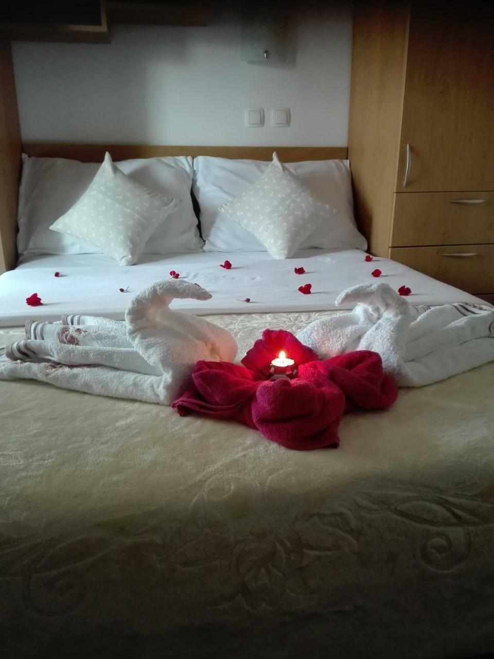 Appartement Apartman Bojana à Starigrad Paklenica Extérieur photo