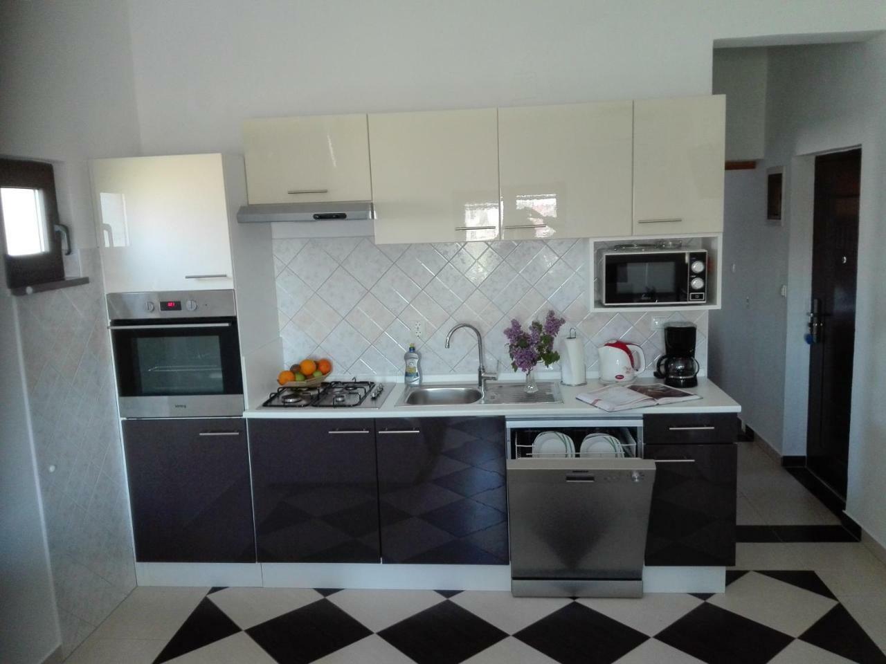 Appartement Apartman Bojana à Starigrad Paklenica Extérieur photo